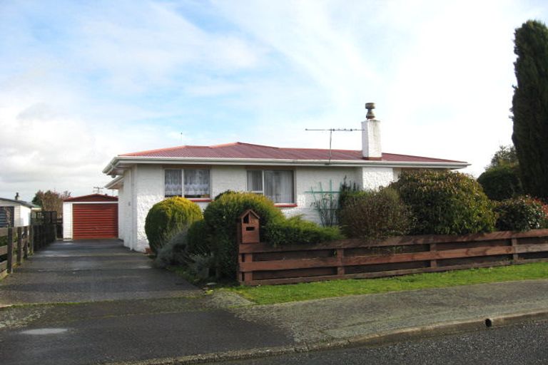 Photo of property in 75 O'byrne Place, Waikiwi, Invercargill, 9810