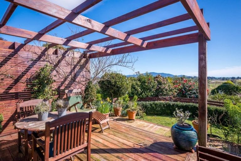 Photo of property in 71 Huia Street, Waikanae, 5036