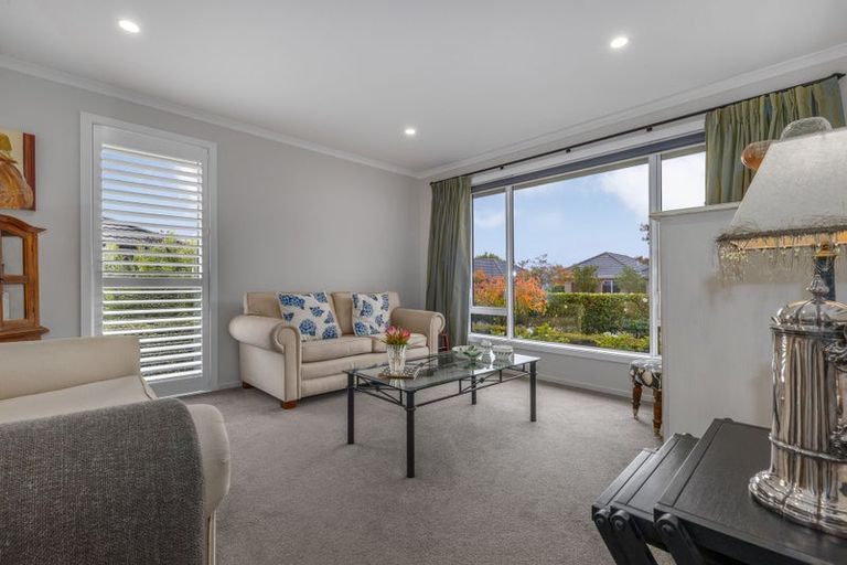 Photo of property in 27 Waipunahau Road, Waikanae, 5036