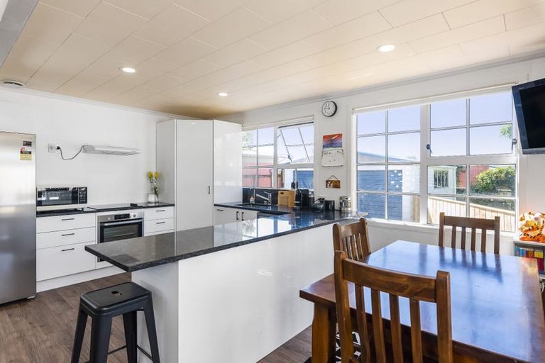 Photo of property in 67 Donovan Road, Paraparaumu Beach, Paraparaumu, 5032