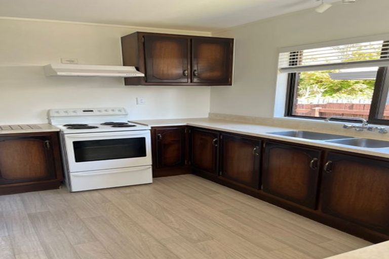 Photo of property in 3/8 Pukeko Place, Papatoetoe, Auckland, 2025