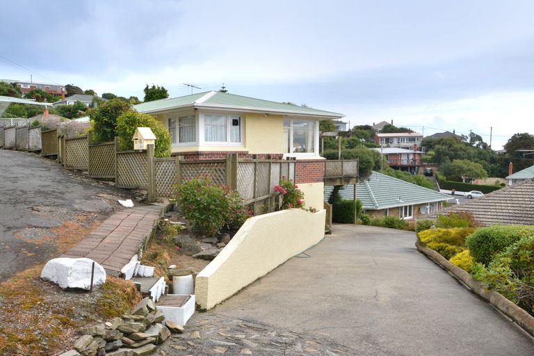Photo of property in 10 Chisholm Place, Tainui, Dunedin, 9013