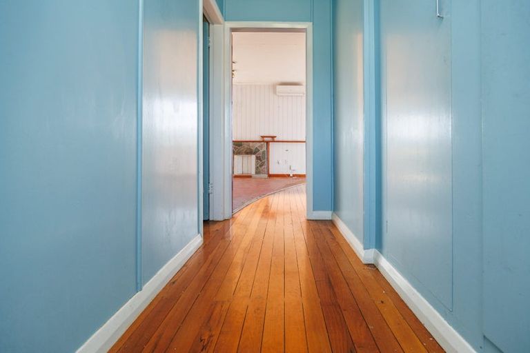 Photo of property in 14 Belvedere Crescent, Takaro, Palmerston North, 4412