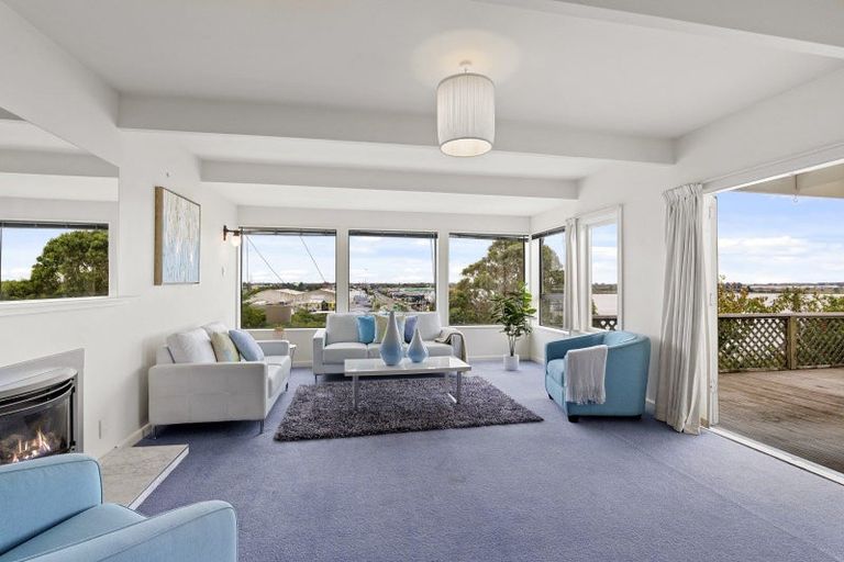 Photo of property in 7 Ferrymead Terrace, Ferrymead, Christchurch, 8081