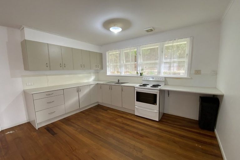 Photo of property in 19 Shackleton Grove, Stokes Valley, Lower Hutt, 5019