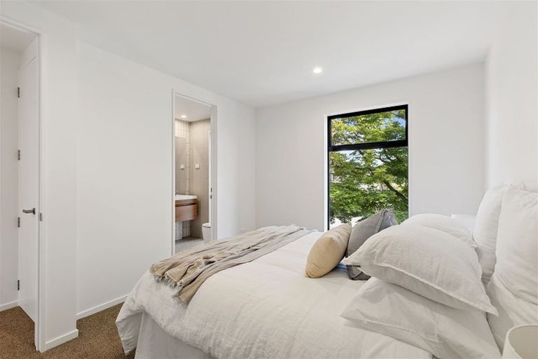 Photo of property in 83b Browns Road, St Albans, Christchurch, 8052