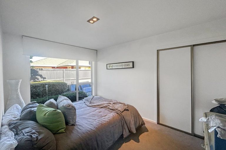 Photo of property in 2/195b Wairakei Road, Bryndwr, Christchurch, 8053