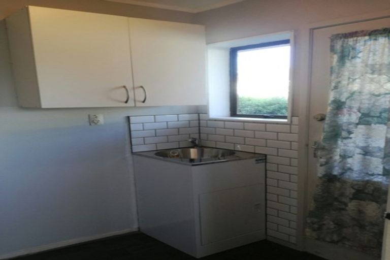 Photo of property in 2/143 Gills Road, Half Moon Bay, Auckland, 2014