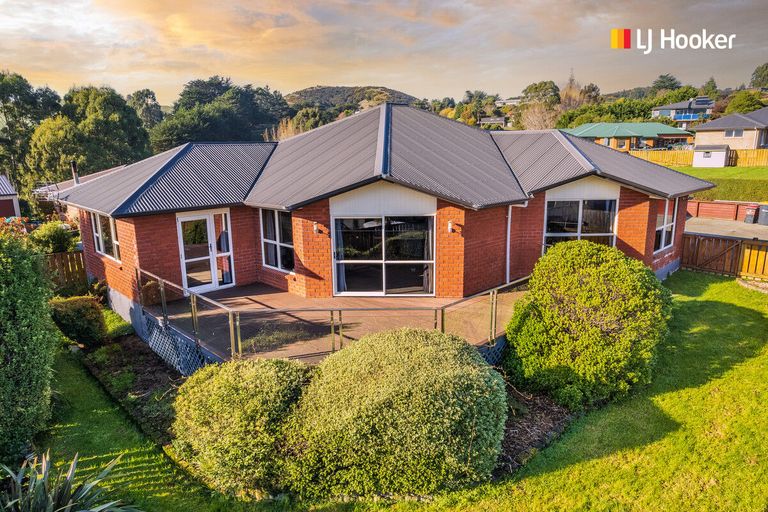 Photo of property in 37 Seaton Road, Portobello, Dunedin, 9014