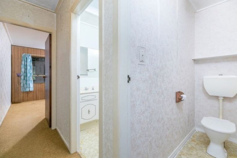 Photo of property in 33 Anthony Crescent, Bader, Hamilton, 3206