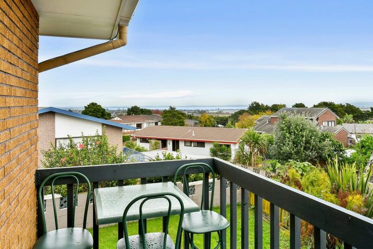 Photo of property in 10 Sophora Place, Totara Heights, Auckland, 2105