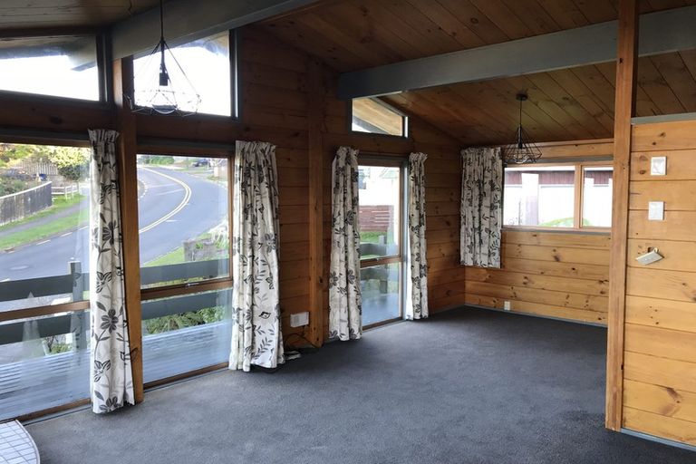 Photo of property in 57 Mulberry Street, Maungaraki, Lower Hutt, 5010