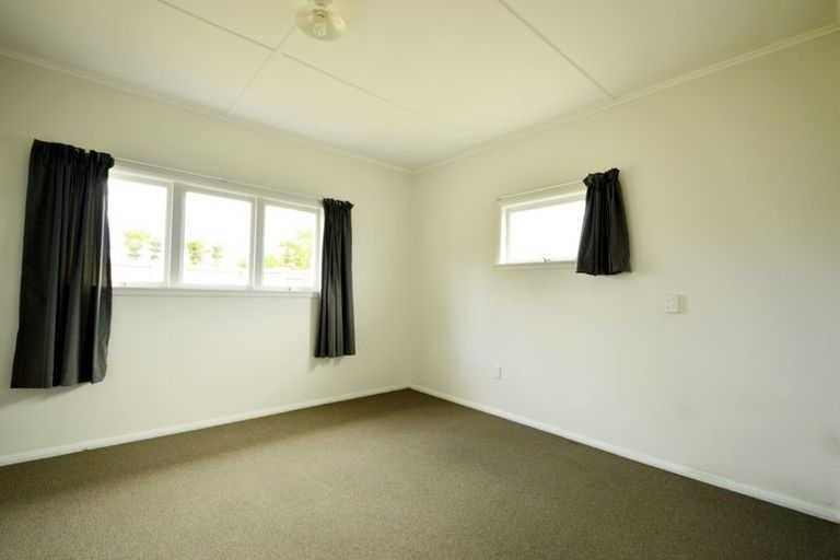 Photo of property in 21 Freyberg Crescent, Pukekohe, 2120