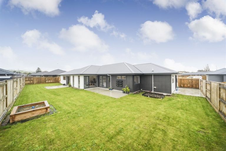 Photo of property in 24 Monarch Drive, Ashhurst, 4810