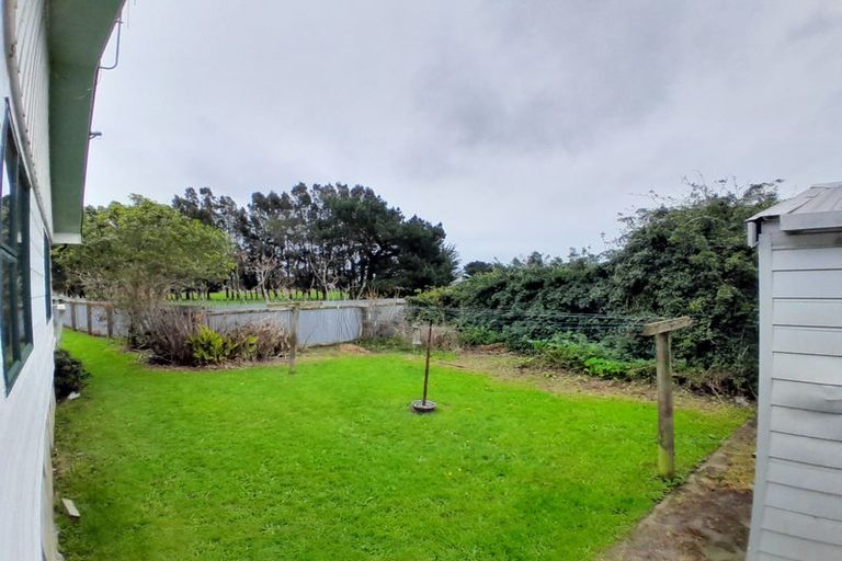 Photo of property in 312 Arapaepae Road South, Levin, 5571