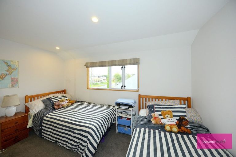 Photo of property in 14a O'connor Place, Burnside, Christchurch, 8053