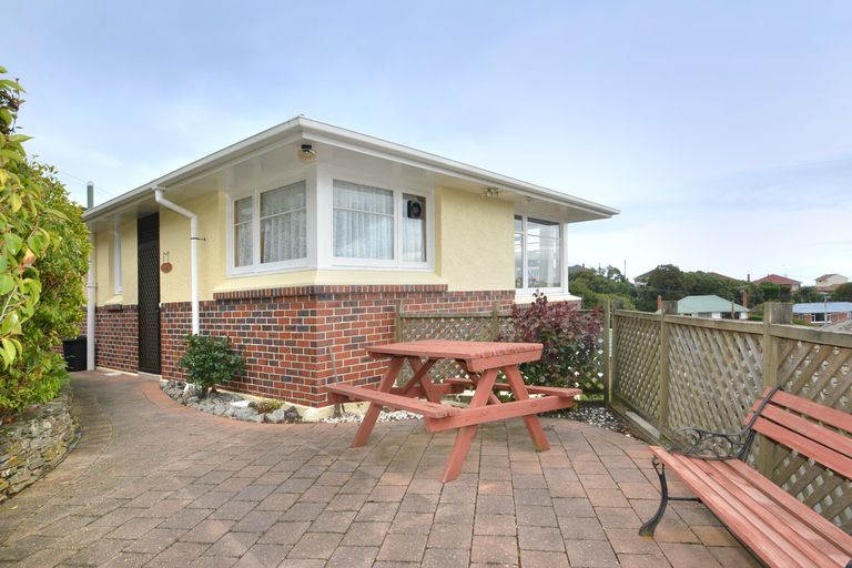 Photo of property in 10 Chisholm Place, Tainui, Dunedin, 9013