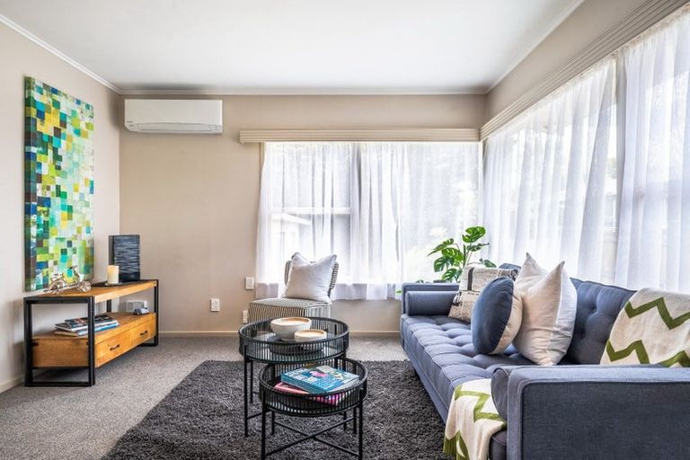 Photo of property in 6/43 Shakespeare Road, Milford, Auckland, 0620