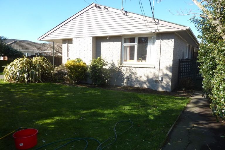 Photo of property in 35 Landy Street, Dallington, Christchurch, 8061