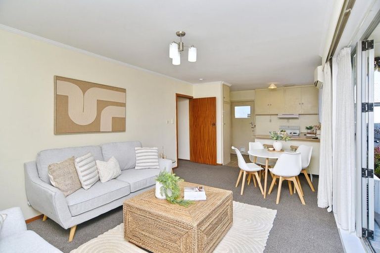 Photo of property in 2/36 Blakehall Place, Spreydon, Christchurch, 8024