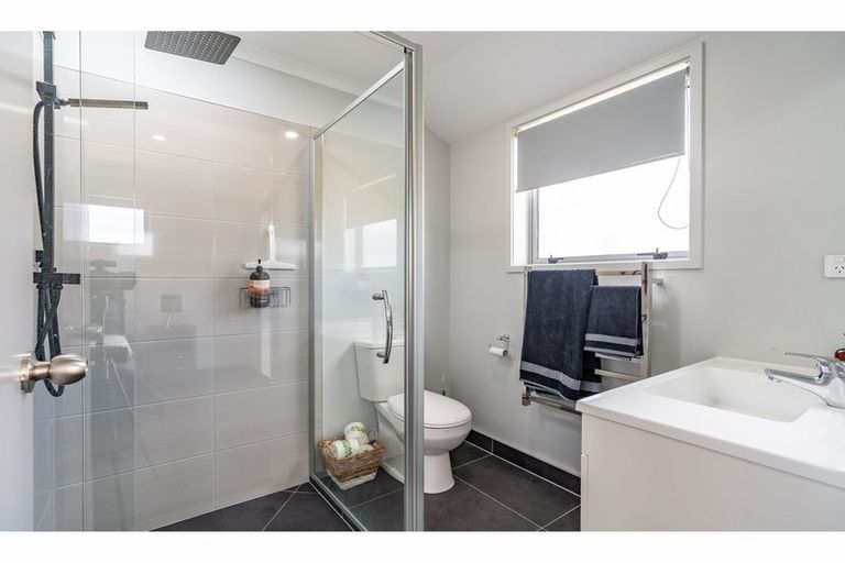 Photo of property in 26 Northcoast Place, Mangawhai Heads, Mangawhai, 0505