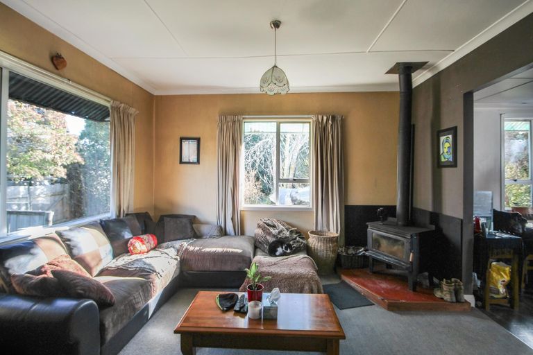 Photo of property in 2 Ord Street, Herbert, Oamaru, 9495