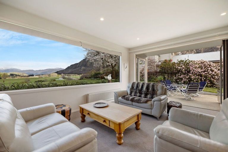 Photo of property in 4 Shaw Street, Arrowtown, 9302