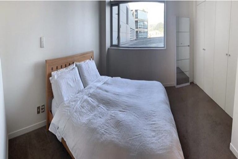 Photo of property in Chews Lane Apartments, 8g/9 Chews Lane, Wellington Central, Wellington, 6011