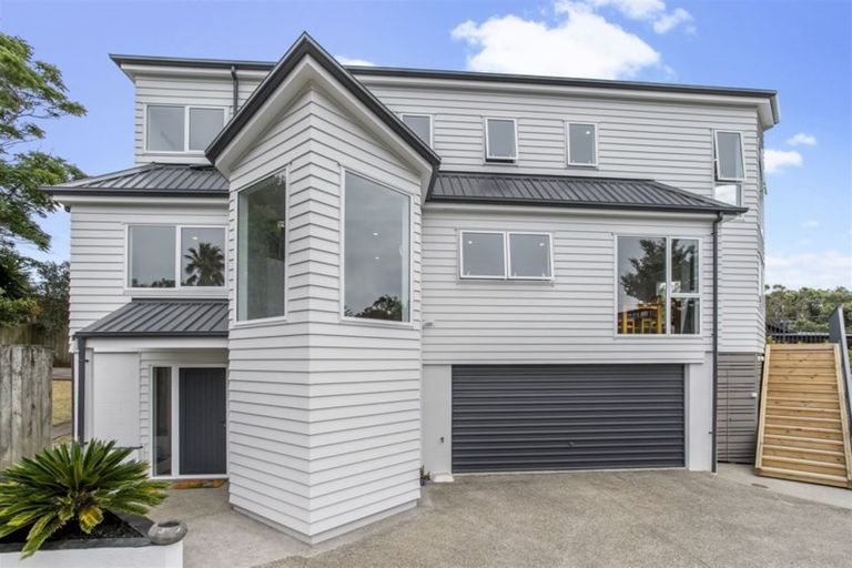 Photo of property in 63 First View Avenue, Beachlands, Auckland, 2018