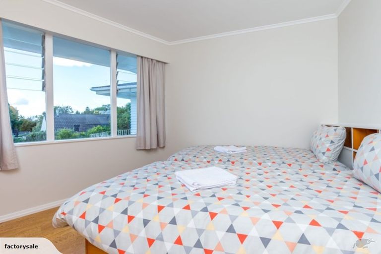 Photo of property in 122 Pah Road, Cockle Bay, Auckland, 2014