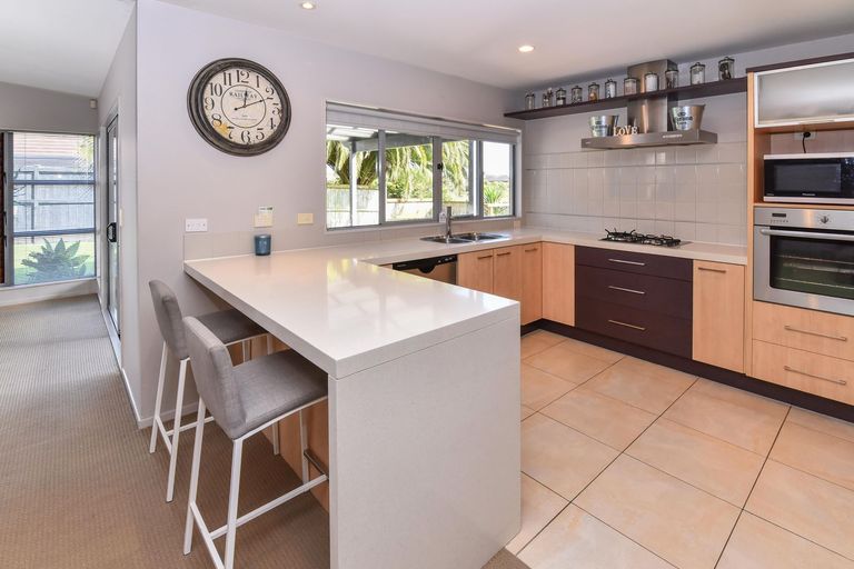 Photo of property in 39 Fergy Crescent, Wattle Downs, Auckland, 2103