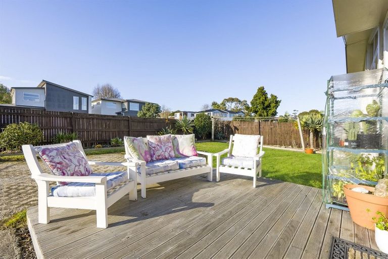 Photo of property in 37 Minaret Drive, Bucklands Beach, Auckland, 2014