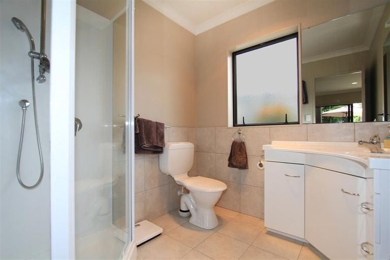 Photo of property in 24 Hidcote Place, Bethlehem, Tauranga, 3110