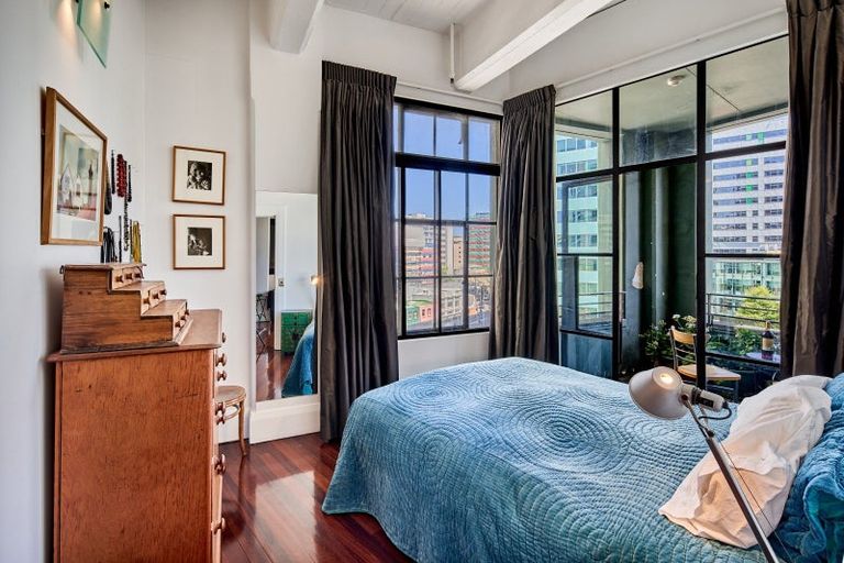 Photo of property in Dominion Apartments, 1/80 Victoria Street, Wellington Central, Wellington, 6011