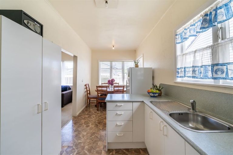 Photo of property in 3 Bush Street, Naenae, Lower Hutt, 5011