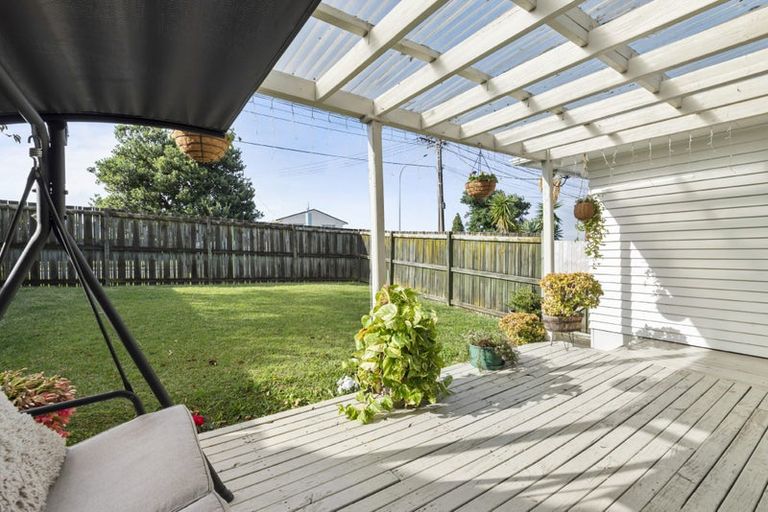 Photo of property in 1/160 Forrest Hill Road, Forrest Hill, Auckland, 0620