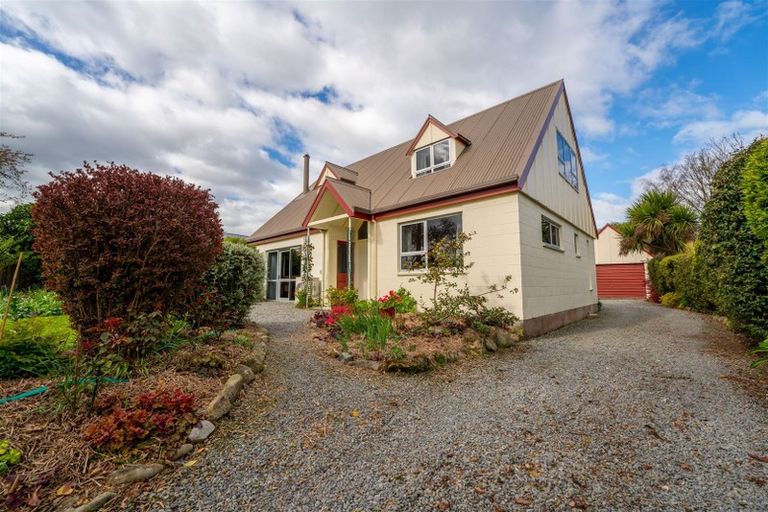 Photo of property in 99 Cox Street, Geraldine, 7930