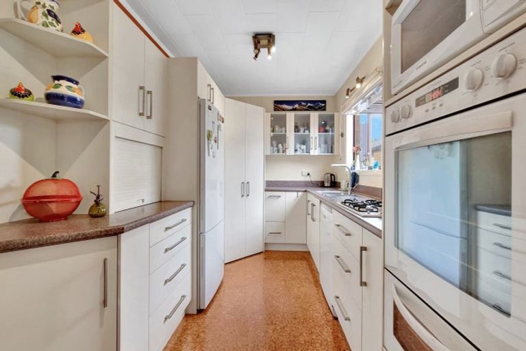 Photo of property in 10 Iles Road, Lynmore, Rotorua, 3010