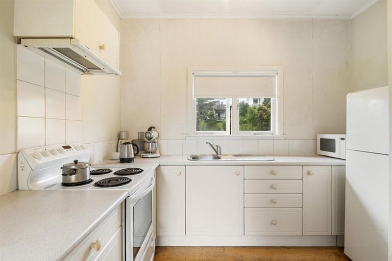 Photo of property in 3 Rarere Road, Hauraki, Auckland, 0622