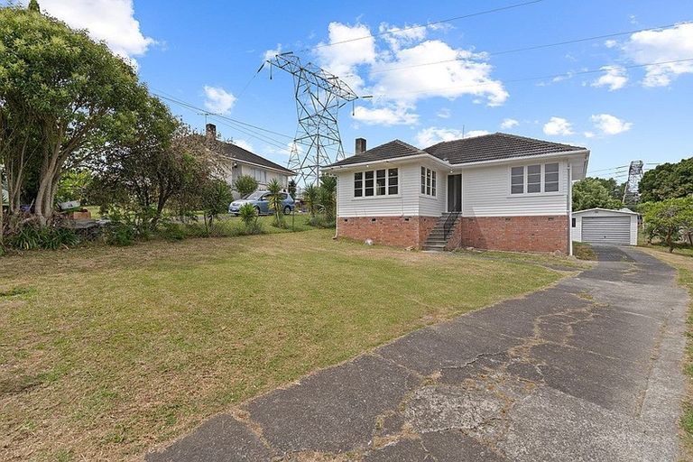 Photo of property in 51 Velvet Crescent, Otara, Auckland, 2023