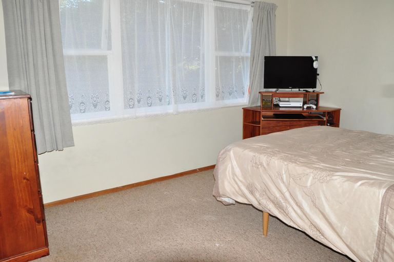 Photo of property in 55 Botanical Road, Takaro, Palmerston North, 4412