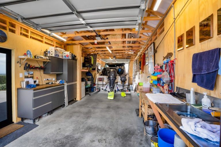 Photo of property in 956 Richmond Road, Lepperton, New Plymouth, 4373