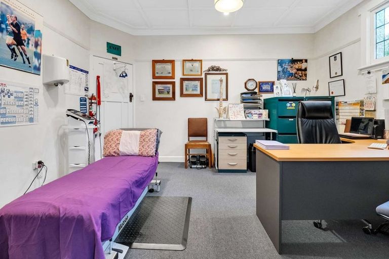 Photo of property in 28 Carlton Avenue, Gonville, Whanganui, 4501