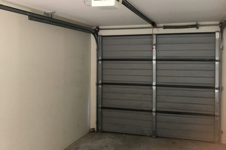 Photo of property in 11/2 Arawa Street, New Lynn, Auckland, 0600