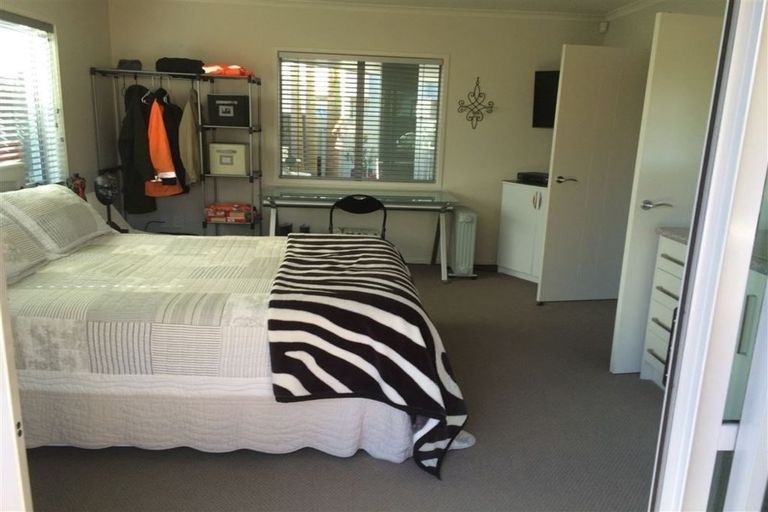 Photo of property in 11 Azores Way, Welcome Bay, Tauranga, 3112