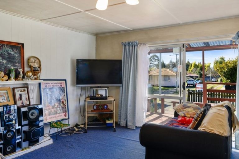 Photo of property in 24 Bellingham Crescent, Fordlands, Rotorua, 3015