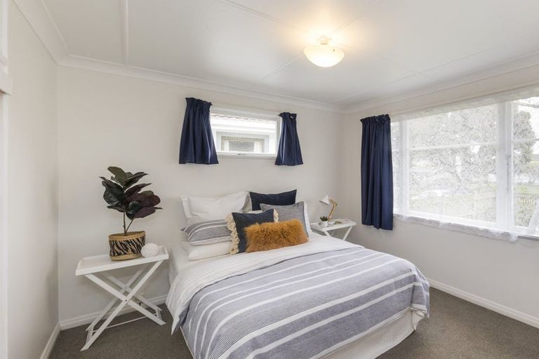 Photo of property in 10 Salisbury Avenue, Terrace End, Palmerston North, 4410