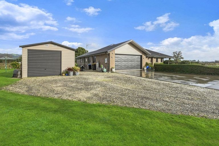 Photo of property in 18 Bird Road, Pirongia, Te Awamutu, 3876