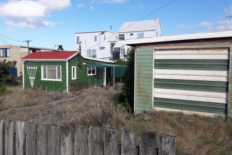 Photo of property in 63 Hillview Road, Birdlings Flat, Little River, 7591