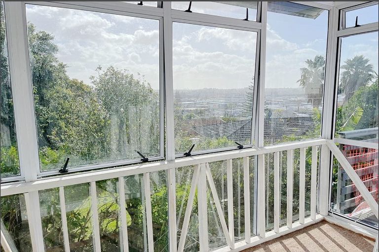 Photo of property in 164 Coronation Road, Hillcrest, Auckland, 0627